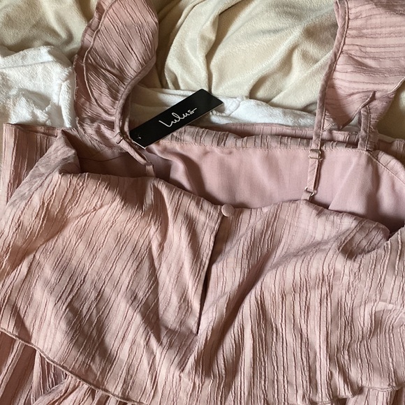 Lulu’s jumpsuit - Picture 4 of 4